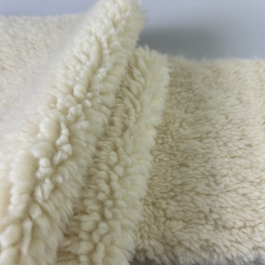 Imitation wool