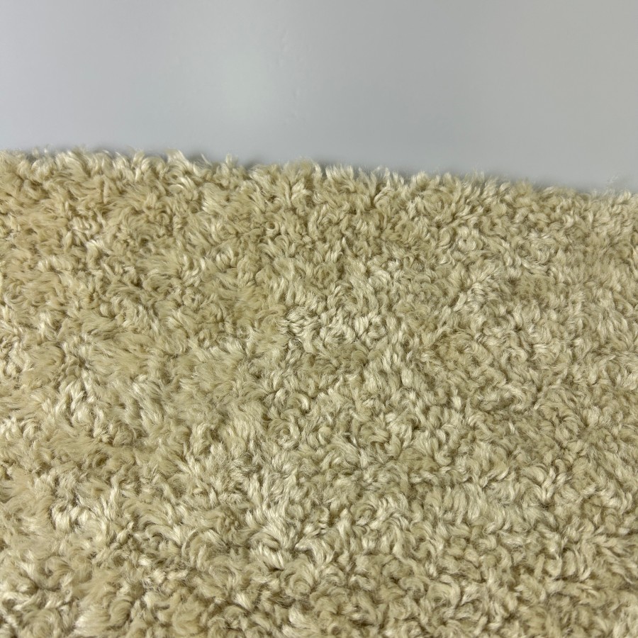 Imitation wool
